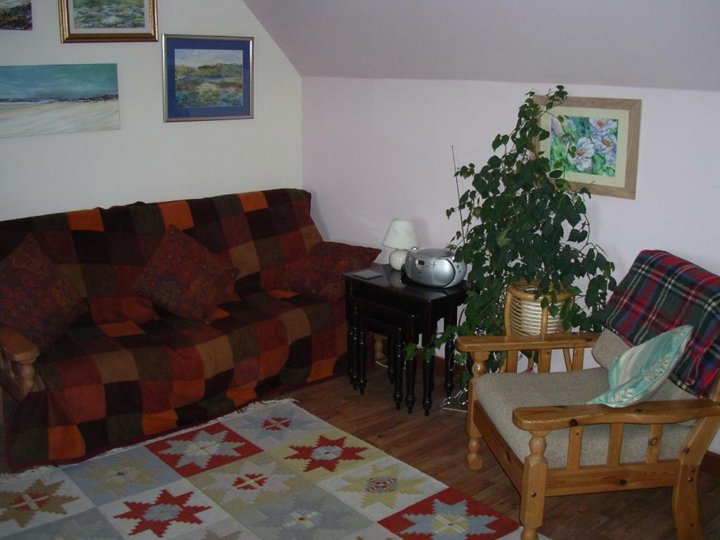 Tighnabruaich Bed And Breakfast Balallan Экстерьер фото